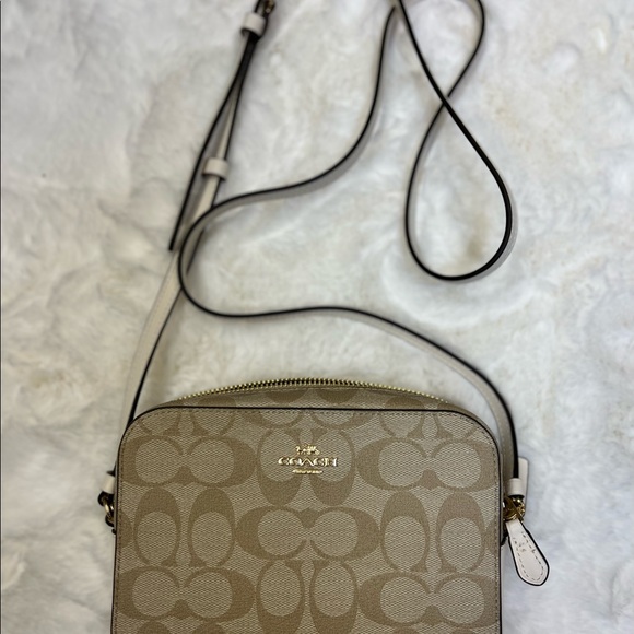 Coach mini camera bag - Picture 6 of 7